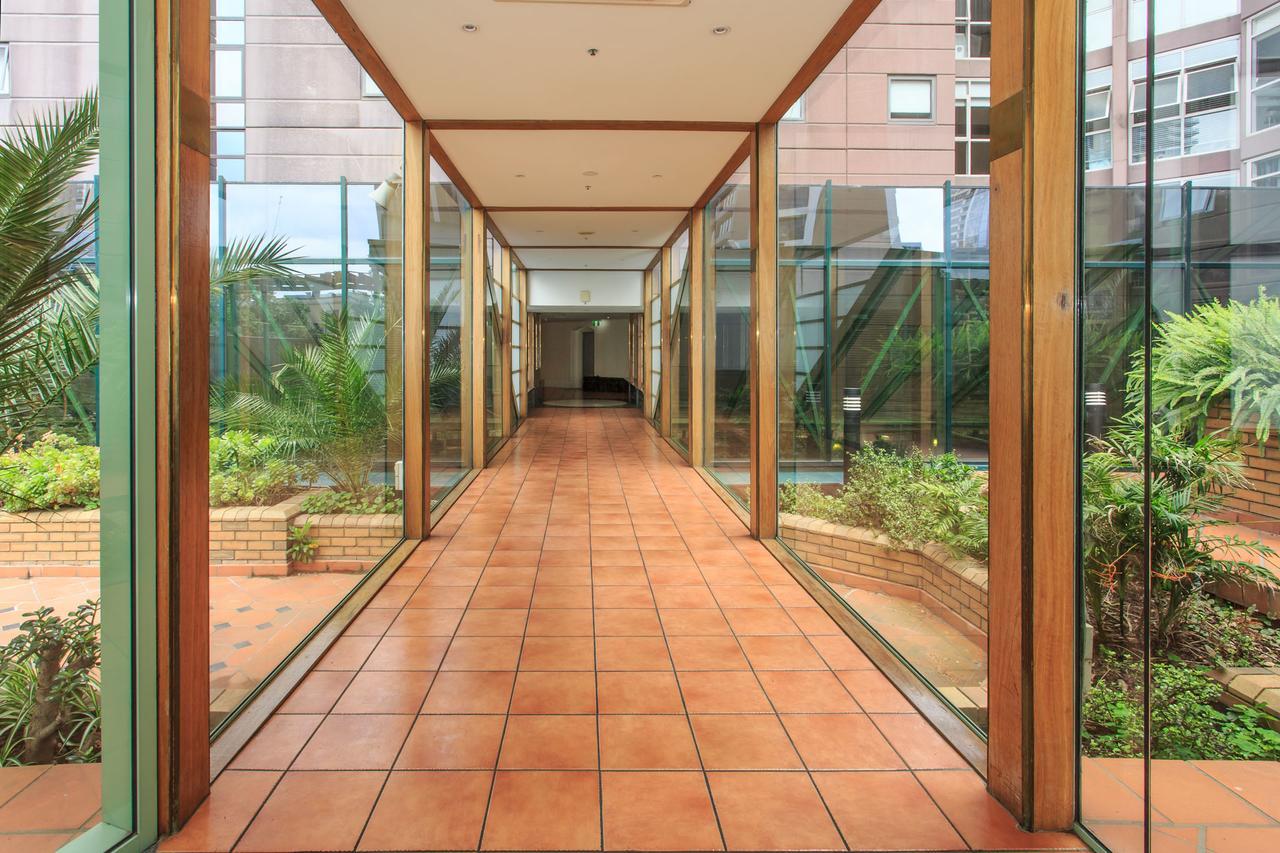 Paramount Apartments Мельбурн Экстерьер фото