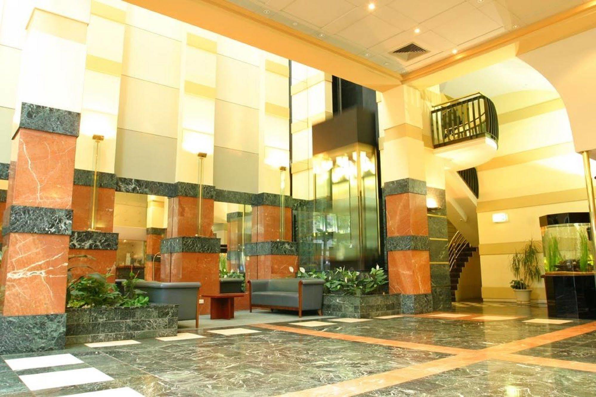 Paramount Apartments Мельбурн Экстерьер фото